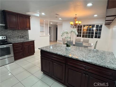 900 S Hayward Street, Anaheim, CA