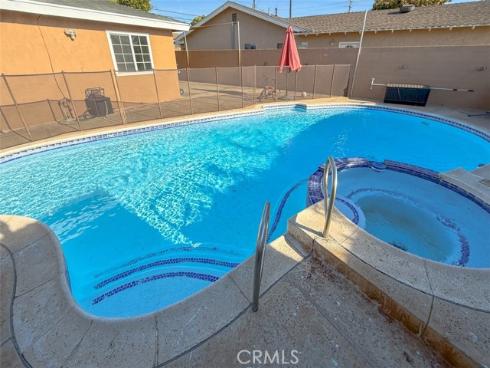 900 S Hayward Street, Anaheim, CA