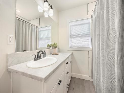 521 N Vine   Street, Anaheim, CA