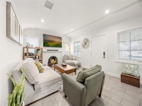 521 N Vine   Street, Anaheim, CA