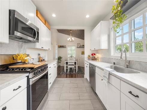 521 N Vine   Street, Anaheim, CA