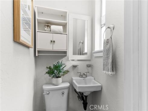 217 N Curtis Way , Anaheim, CA