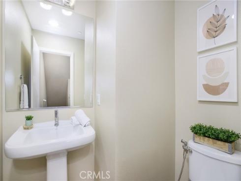 2651 W Lincoln 40 Avenue, Anaheim, CA