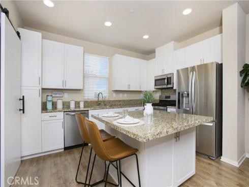 2651 W Lincoln 40 Avenue, Anaheim, CA