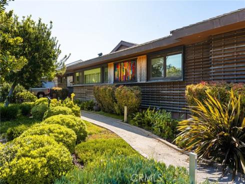 1006 W Pioneer Drive, Anaheim, CA