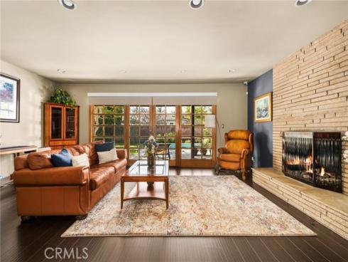 1006 W Pioneer Drive, Anaheim, CA