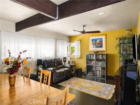 1006 W Pioneer Drive, Anaheim, CA