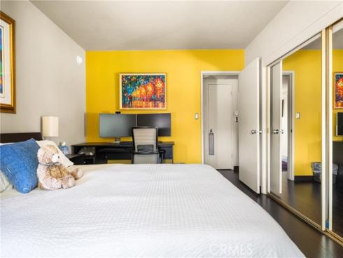 1006 W Pioneer Drive, Anaheim, CA