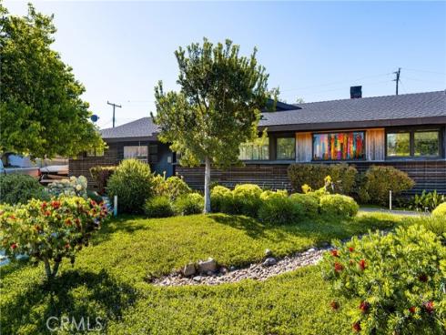 1006 W Pioneer Drive, Anaheim, CA