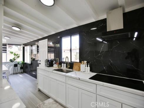 2540 W Picadilly Way, Anaheim, CA