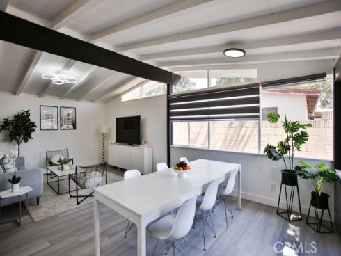 2540 W Picadilly Way, Anaheim, CA