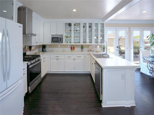 2863 W Orange Avenue, Anaheim, CA