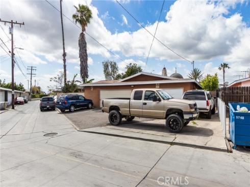 1222 N Placentia Avenue, Anaheim, CA