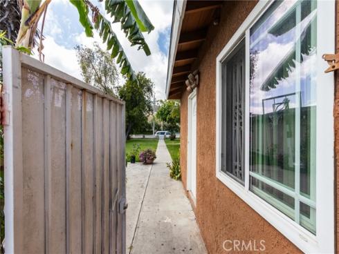 1222 N Placentia Avenue, Anaheim, CA