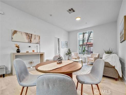 435 W Center Street Promenade 211 , Anaheim, CA