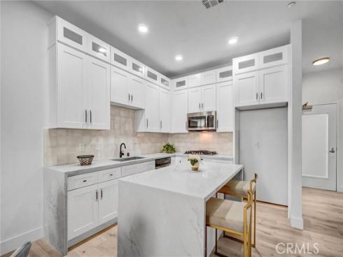 435 W Center Street Promenade 211 , Anaheim, CA