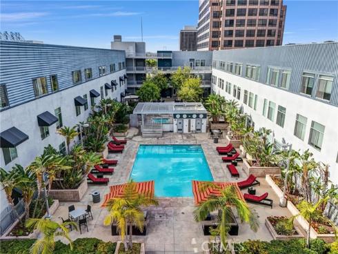 435 W Center Street Promenade 211 , Anaheim, CA