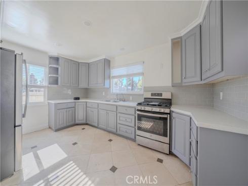 1517 W Romneya Drive, Anaheim, CA