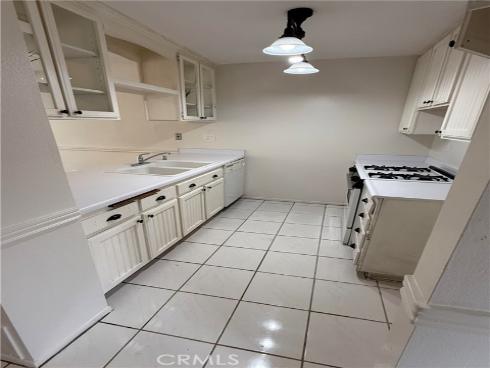 1442 E Bell Avenue, Anaheim, CA