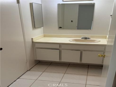 1442 E Bell Avenue, Anaheim, CA