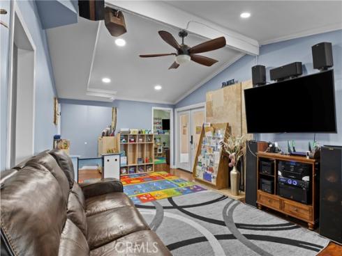 1314 E Sandalwood Avenue, Anaheim, CA