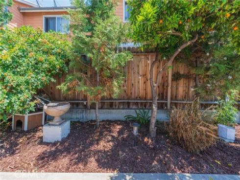 1120 W Chestnut Street, Anaheim, CA