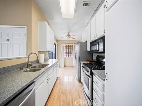 3501 W Greentree F Circle, Anaheim, CA