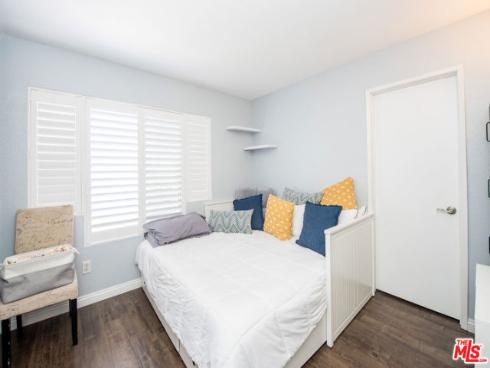 1085 E Oak Street, Anaheim, CA