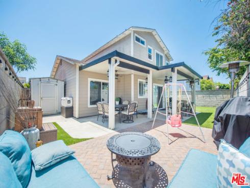 1085 E Oak Street, Anaheim, CA