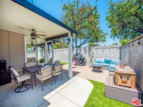 1085 E Oak Street, Anaheim, CA