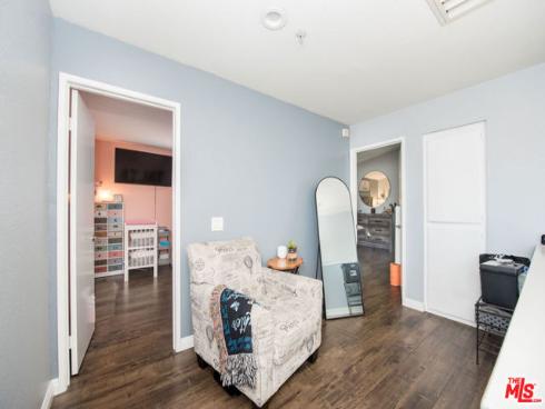 1085 E Oak Street, Anaheim, CA