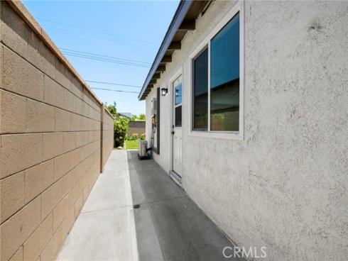 1324 S Oakhaven Drive, Anaheim, CA