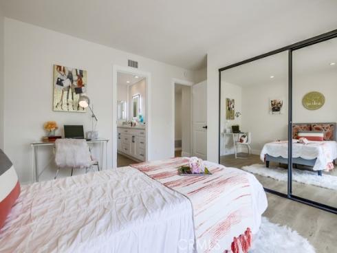 658 S Webster 4 Avenue, Anaheim, CA