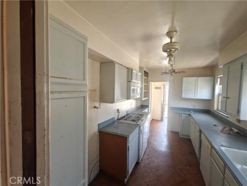 925 W Autumn Drive, Anaheim, CA