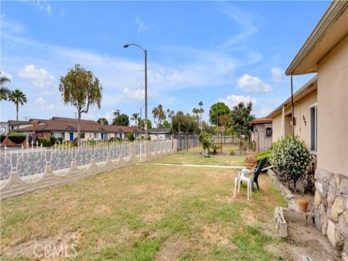 222 W Orangewood Avenue, Anaheim, CA