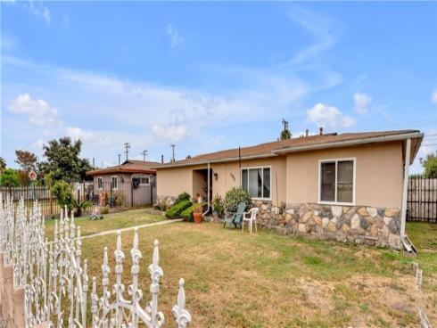 222 W Orangewood Avenue, Anaheim, CA