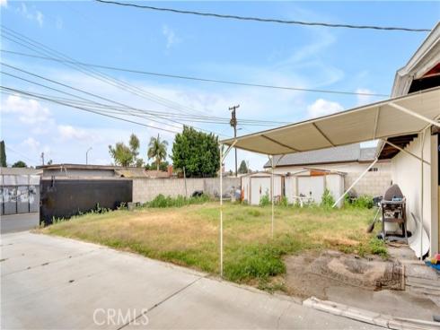 222 W Orangewood Avenue, Anaheim, CA