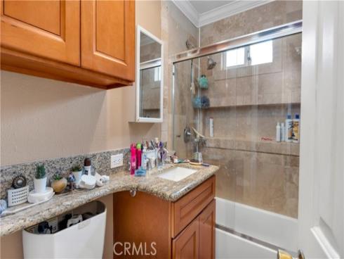 222 W Orangewood Avenue, Anaheim, CA