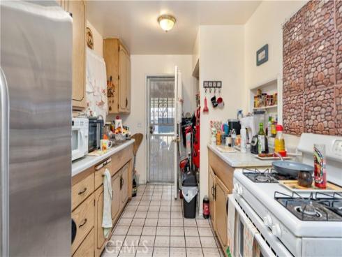 222 W Orangewood Avenue, Anaheim, CA