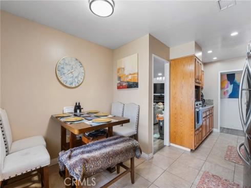 2011 W Katella 17 Avenue, Anaheim, CA