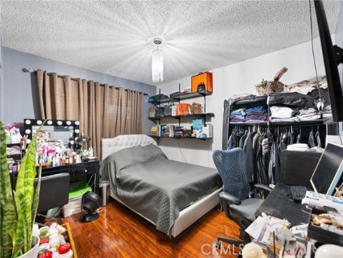 2011 W Katella 17 Avenue, Anaheim, CA