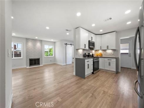 1715 E Redwood Avenue, Anaheim, CA