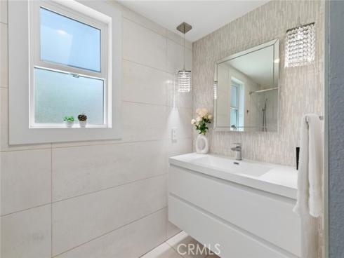 2160 S Hammatt , Anaheim, CA