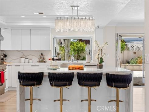 2160 S Hammatt , Anaheim, CA