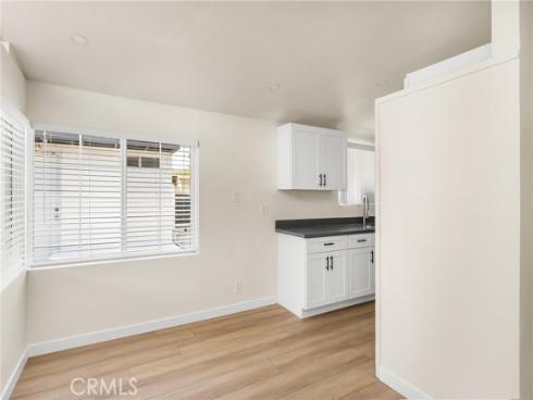 1419 W Dogwood Avenue, Anaheim, CA