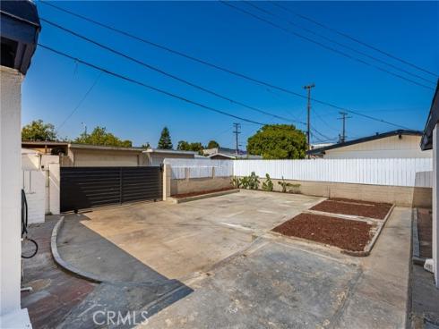 1419 W Dogwood Avenue, Anaheim, CA