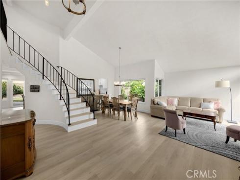 701 S Carriage Circle, Anaheim, CA