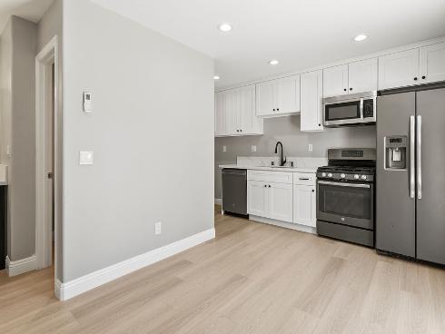 1786 S Carnelian Street, Anaheim, CA