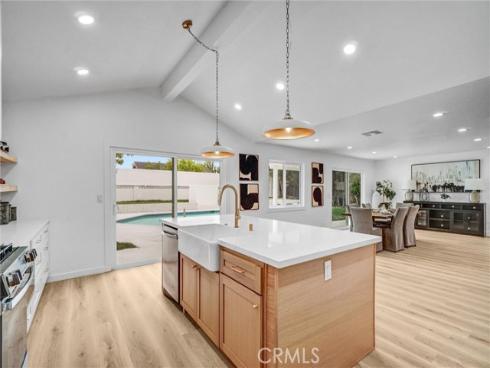 2842 E Virginia Avenue, Anaheim, CA