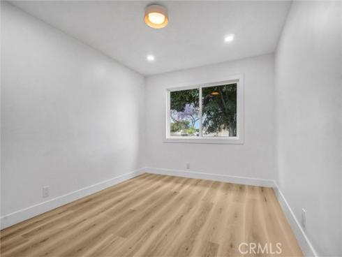 2842 E Virginia Avenue, Anaheim, CA